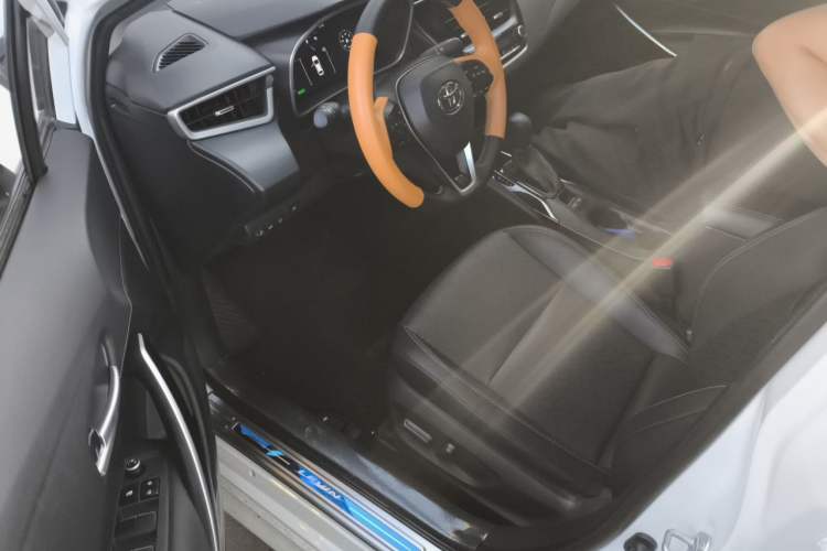 Used Toyota Levin 2023 Smart Electric Hybrid Dual-Engine 1.8L Sport Edition Driver Seat