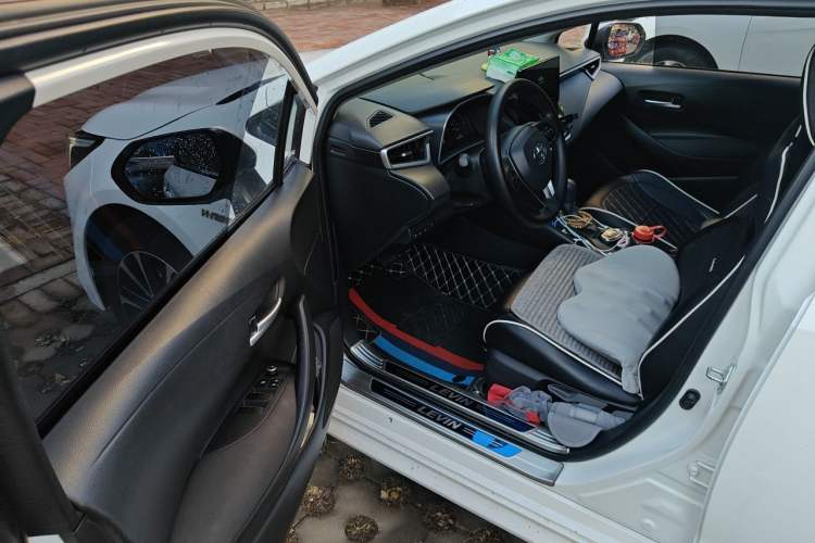 Used Toyota Levin 2023 Smart Electric Hybrid Dual-Engine 1.8L Luxury Edition Driver Seat