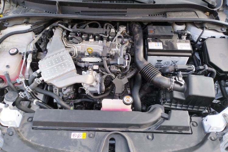 Used Toyota Levin 2023 185T CVT Luxury Edition Engine Bay