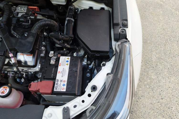 Used Toyota Levin 2023 Smart Electric Hybrid Dual-Engine 1.8L Luxury Edition Engine Bay Left