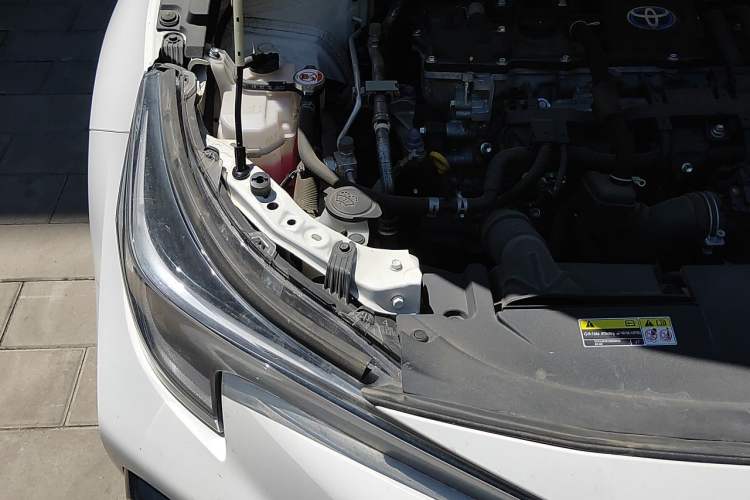 Used Toyota Levin 2023 Smart Electric Hybrid Dual-Engine 1.8L Sport Edition Engine Bay Right