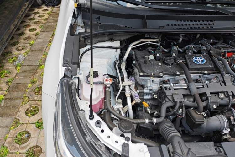 Used Toyota Levin 2023 Smart Electric Hybrid Dual-Engine 1.8L Sport Edition Engine Bay Right