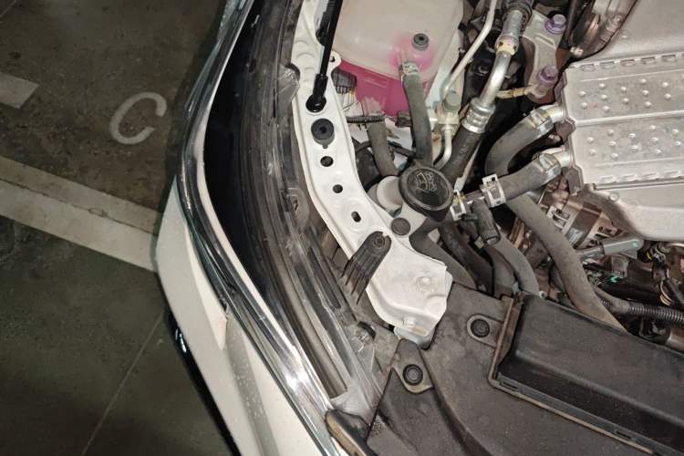 Used Toyota Levin 2023 185T CVT Sport Edition Engine Bay Right