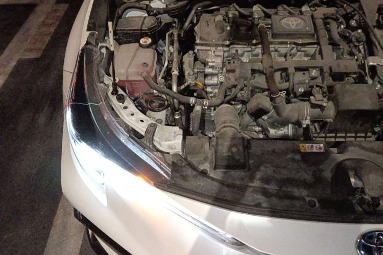Used Toyota Levin 2023 Smart Electric Hybrid Dual-Engine 1.8L Sport Edition Engine Bay Right