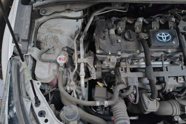 Used Toyota Levin 2023 Smart Electric Hybrid Dual-Engine 1.8L Sport Edition Engine Bay Right