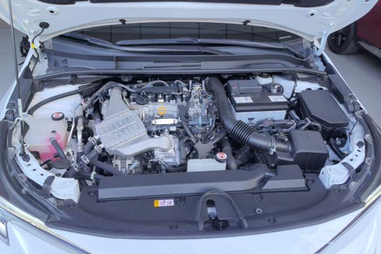 Used Toyota Levin 2023 185T CVT Luxury Edition Engine Bay