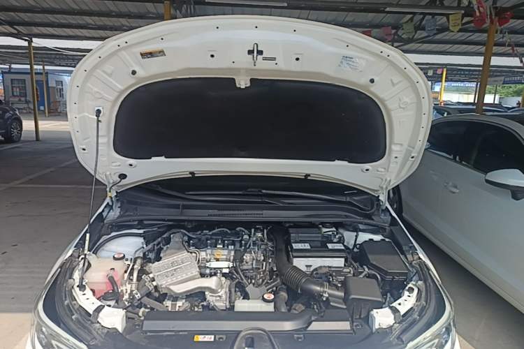 Used Toyota Levin 2023 185T CVT Luxury Edition Engine Bay