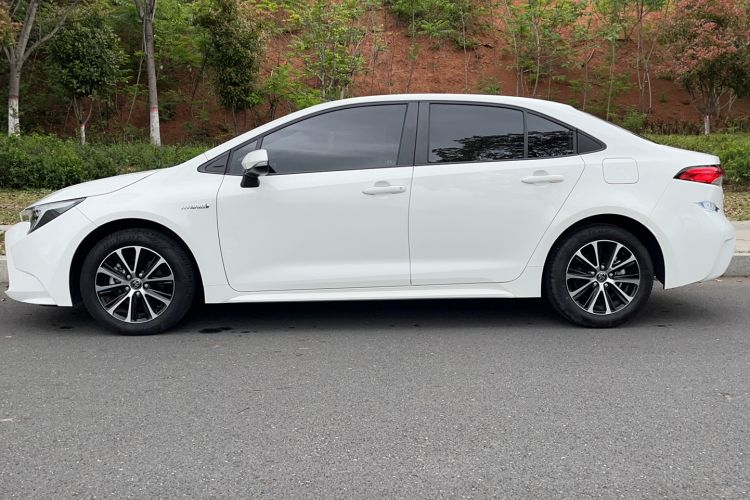 Used Toyota Levin 2023 Smart Electric Hybrid Dual-Engine 1.8L Luxury Edition Exterior 4