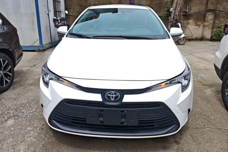 Used Toyota Levin 2023 Smart Electric Hybrid Dual-Engine 1.8L Leading Edition Front
