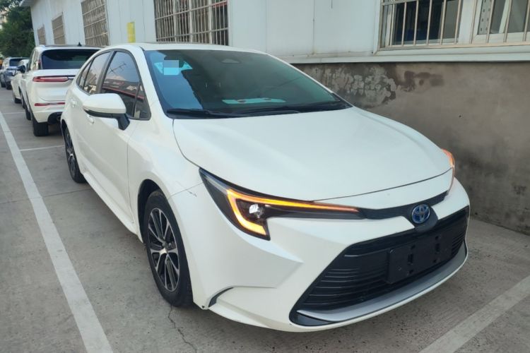 Used Toyota Levin 2023 Smart Electric Hybrid Dual-Engine 1.8L Luxury Edition Front Right 45 Deg
