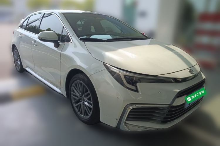 Used Toyota Levin 2023 Revised Version 2.0L Luxury Edition Front Right 45 Deg