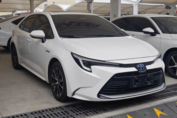 Used Toyota Levin 2023 Smart Electric Hybrid Dual-Engine 1.8L Luxury Edition Front Right 45 Deg