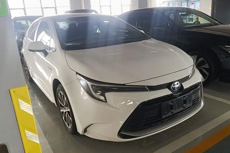 Used Toyota Levin 2023 Smart Electric Hybrid Dual-Engine 1.8L Luxury Edition Front Right 45 Deg