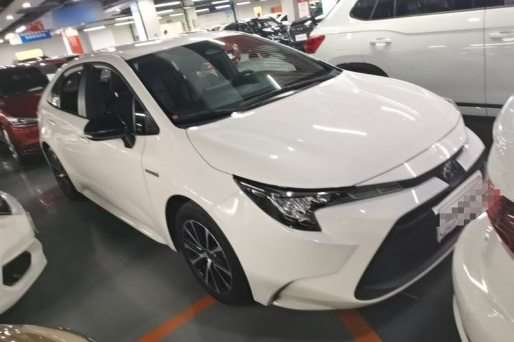 Used Toyota Levin 2023 Smart Electric Hybrid Dual-Engine 1.8L Leading Edition Front Right 45 Deg