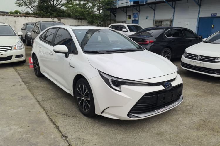 Used Toyota Levin 2023 Smart Electric Hybrid Dual-Engine 1.8L Luxury Edition Front Right 45 Deg