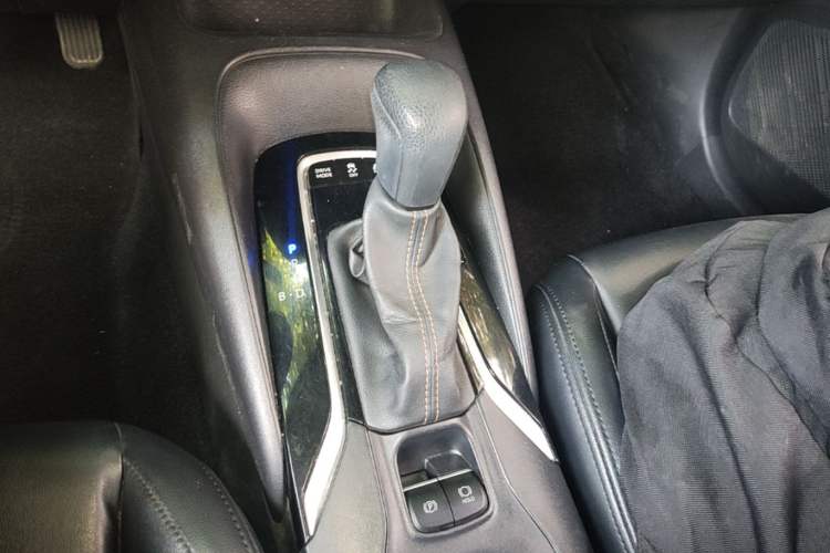 Used Toyota Levin 2023 Smart Electric Hybrid Dual-Engine 1.8L Leading Edition Gear Lever