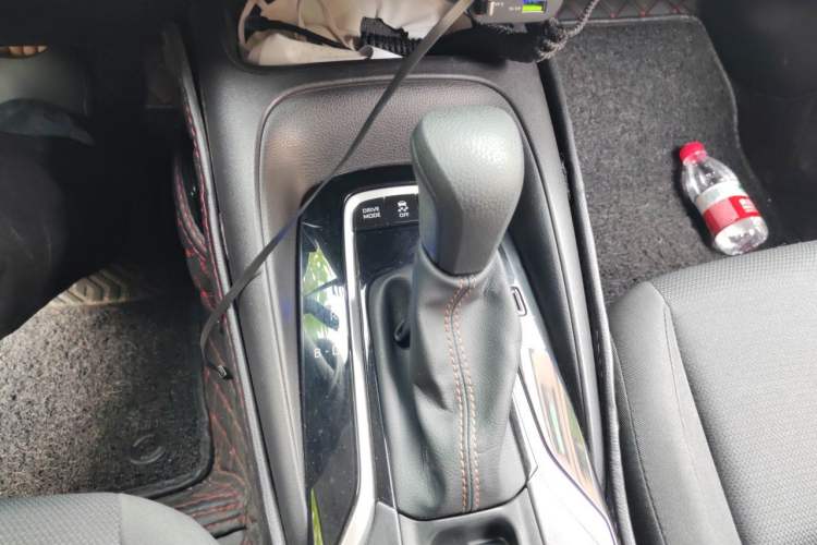 Used Toyota Levin 2023 Smart Electric Hybrid Dual-Engine 1.8L Leading Edition Gear Lever
