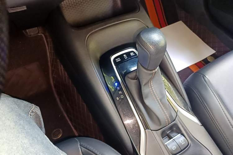 Used Toyota Levin 2023 Smart Electric Hybrid Dual-Engine 1.8L Leading Edition Gear Lever