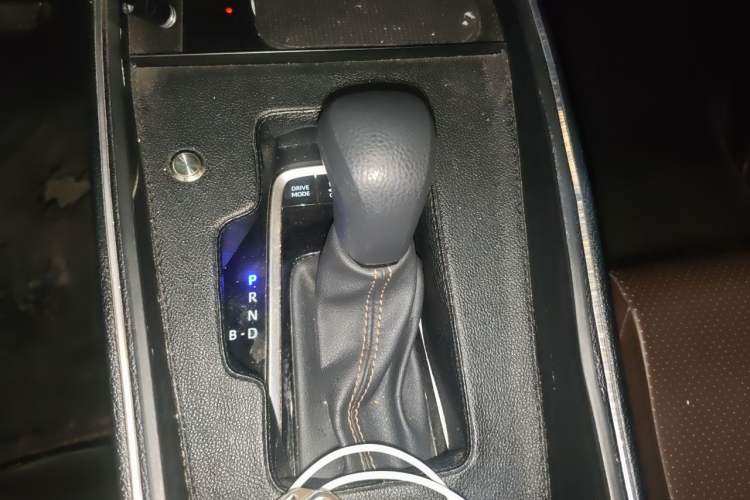 Used Toyota Levin 2023 Smart Electric Hybrid Dual-Engine 1.8L Luxury Edition Gear Lever