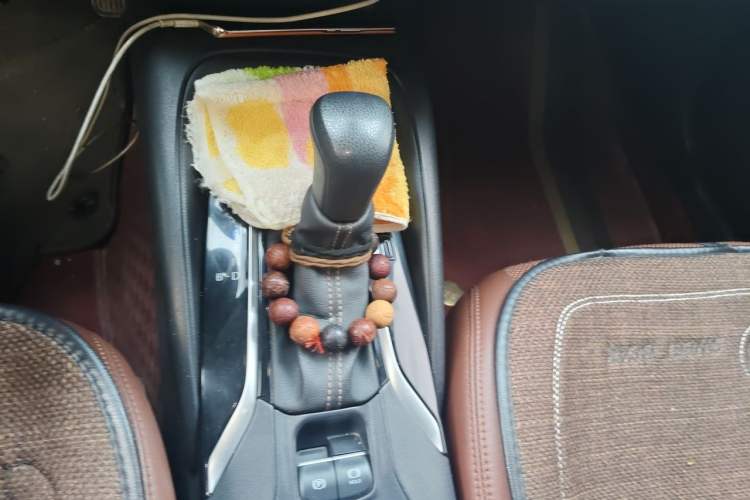 Used Toyota Levin 2023 Smart Electric Hybrid Dual-Engine 1.8L Luxury Edition Gear Lever