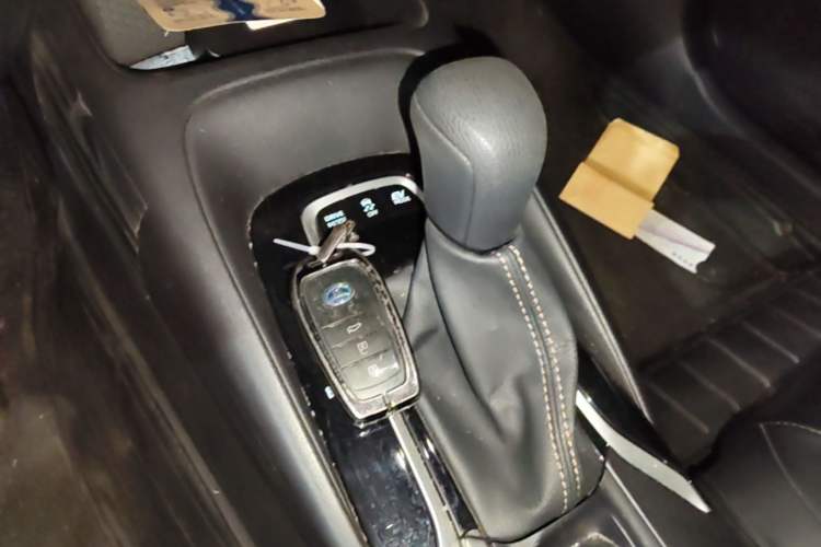 Used Toyota Levin 2023 Smart Electric Hybrid Dual-Engine 1.8L Luxury Edition Gear Lever