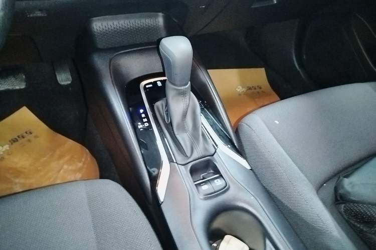 Used Toyota Levin 2023 185T CVT Luxury Edition Gear Lever