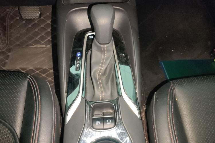 Used Toyota Levin 2023 Smart Electric Hybrid Dual-Engine 1.8L Leading Edition Gear Lever