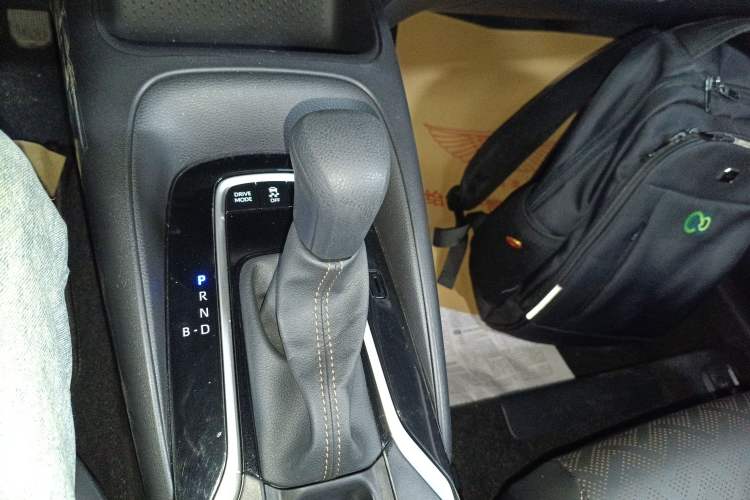 Used Toyota Levin 2023 Smart Electric Hybrid Dual-Engine 1.8L Sport Edition Gear Lever