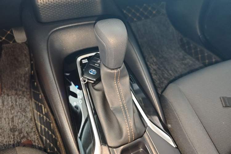 Used Toyota Levin 2023 Smart Electric Hybrid Dual-Engine 1.8L Luxury Edition Gear Lever