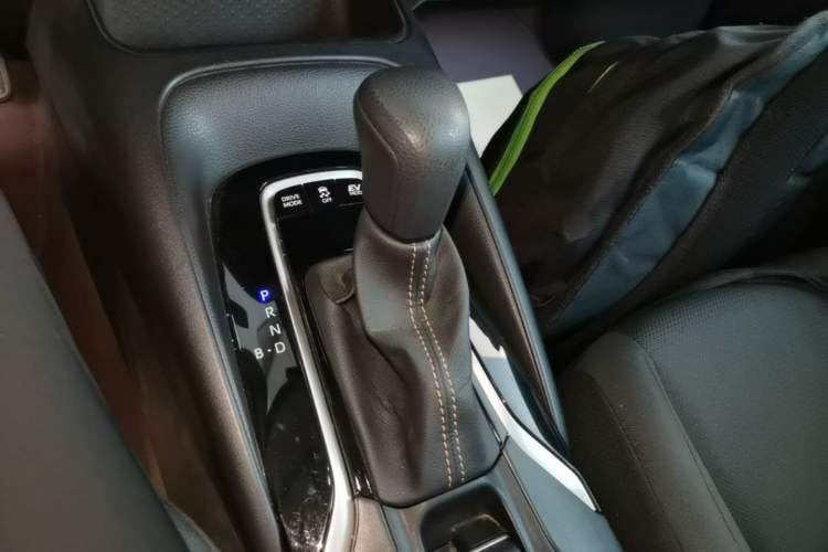 Used Toyota Levin 2023 Smart Electric Hybrid Dual-Engine 1.8L Leading Edition Gear Lever