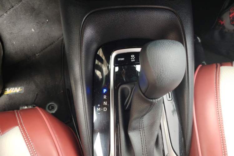 Used Toyota Levin 2023 185T CVT Luxury Edition Gear Lever
