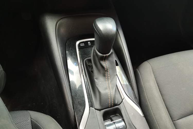 Used Toyota Levin 2023 Smart Electric Hybrid Dual-Engine 1.8L Leading Edition Gear Lever