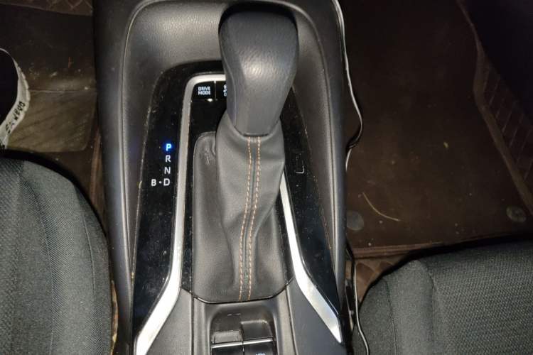 Used Toyota Levin 2023 Smart Electric Hybrid Dual-Engine 1.8L Leading Edition Gear Lever