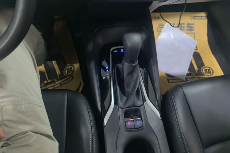 Used Toyota Levin 2023 185T CVT Luxury Edition Gear Lever