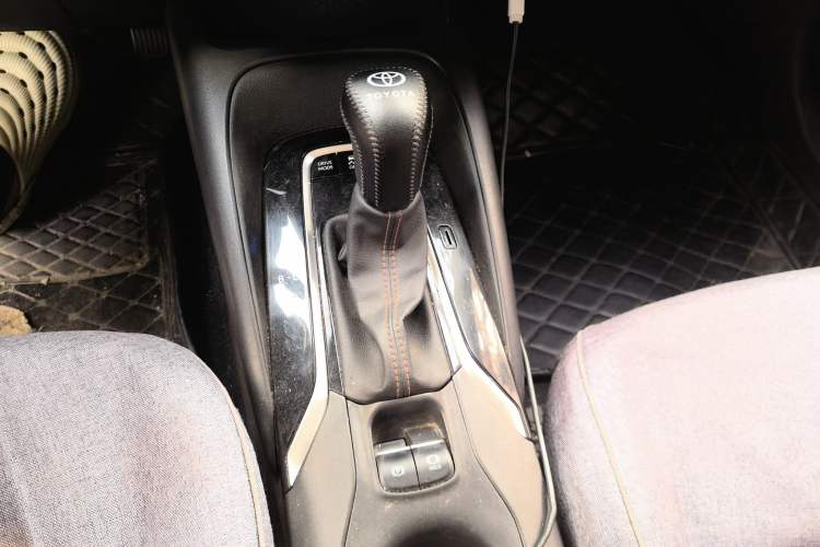 Used Toyota Levin 2023 Smart Electric Hybrid Dual-Engine 1.8L Leading Edition Gear Lever