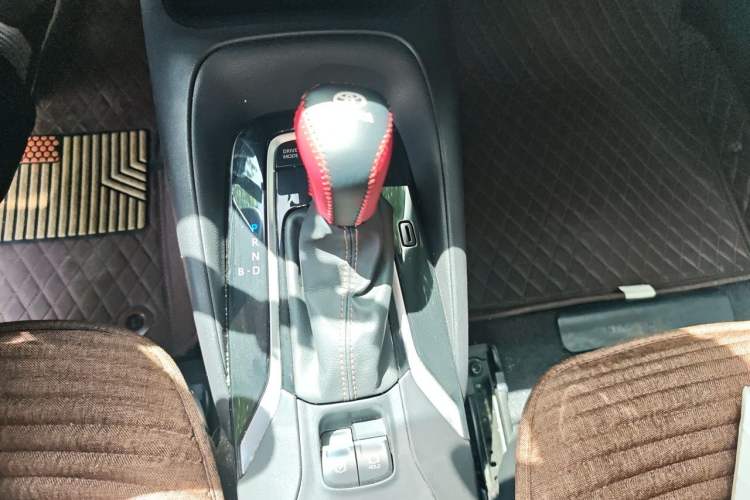 Used Toyota Levin 2023 Smart Electric Hybrid Dual-Engine 1.8L Sport Edition Gear Lever