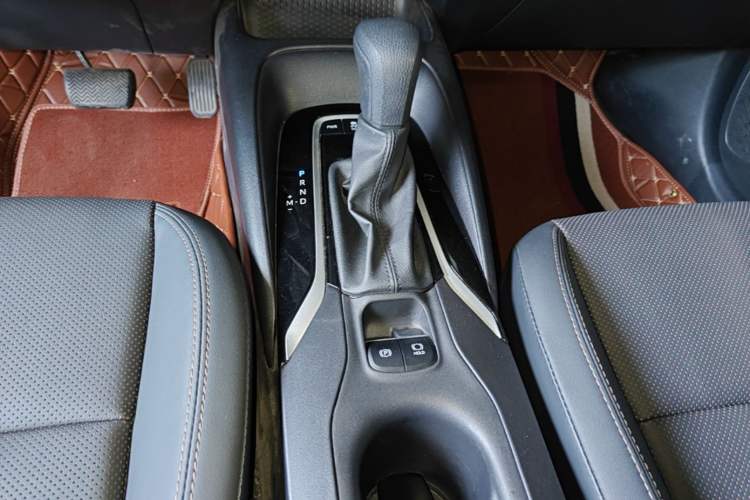 Used Toyota Levin 2023 Revised Version 2.0L Luxury Edition Gear Lever
