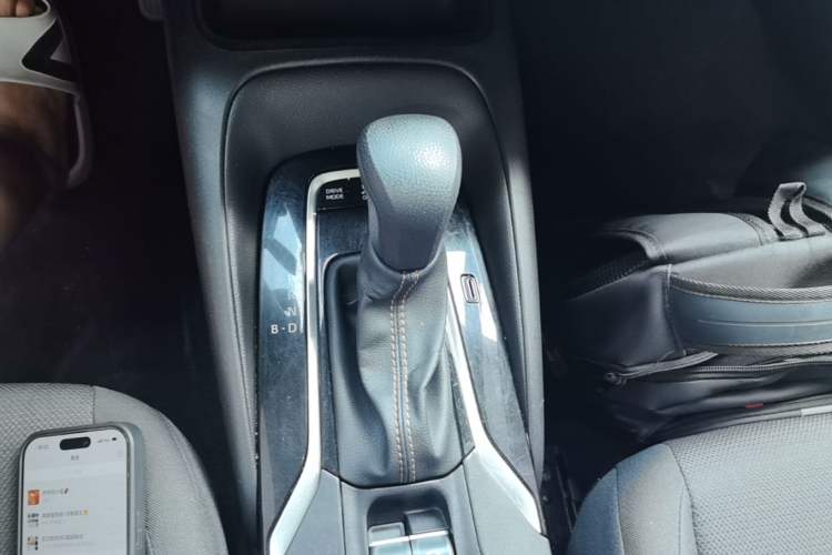 Used Toyota Levin 2023 Smart Electric Hybrid Dual-Engine 1.8L Leading Edition Gear Lever