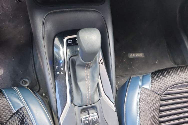 Used Toyota Levin 2023 Smart Electric Hybrid Dual-Engine 1.8L Leading Edition Gear Lever