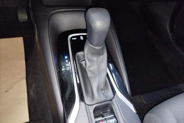 Used Toyota Levin 2023 185T CVT Luxury Edition Gear Lever