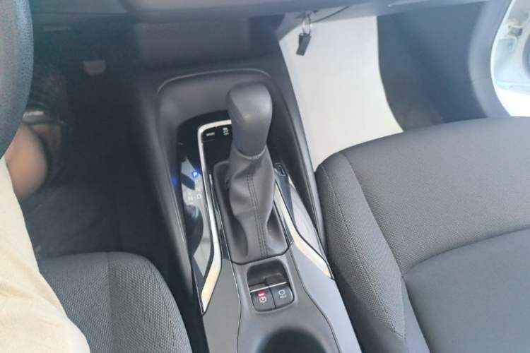 Used Toyota Levin 2023 185T CVT Luxury Edition Gear Lever