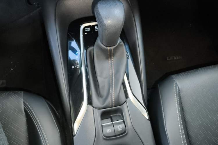 Used Toyota Levin 2023 Smart Electric Hybrid Dual-Engine 1.8L Sport Edition Gear Lever