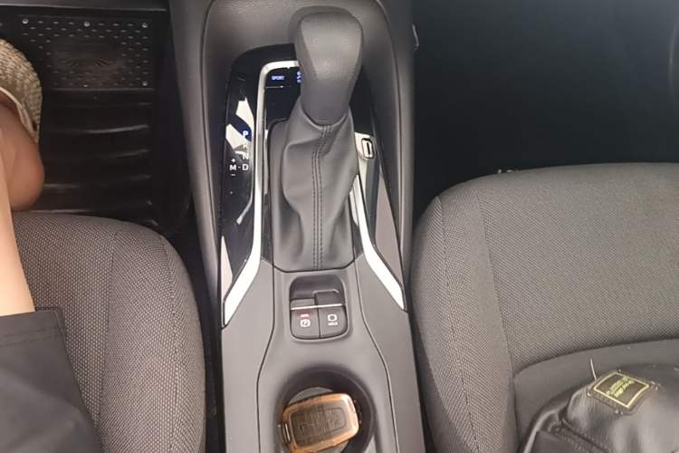 Used Toyota Levin 2023 185T CVT Luxury Edition Gear Lever