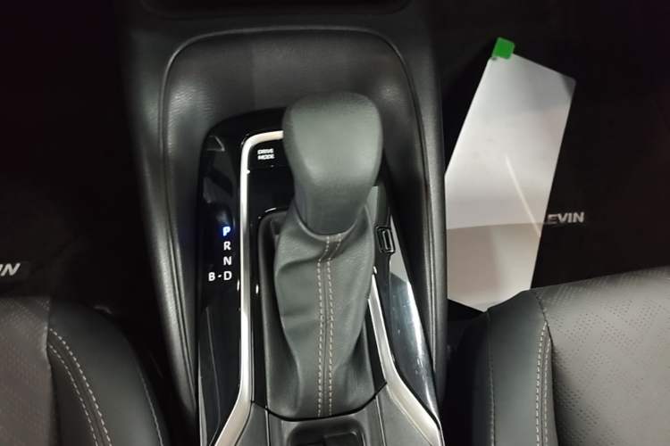 Used Toyota Levin 2023 Smart Electric Hybrid Dual-Engine 1.8L Sport Edition Gear Lever