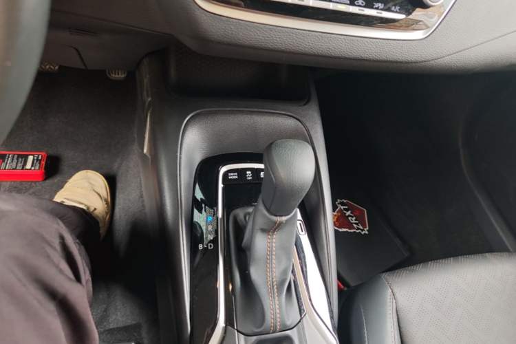 Used Toyota Levin 2023 Smart Electric Hybrid Dual-Engine 1.8L Sport Edition Gear Lever