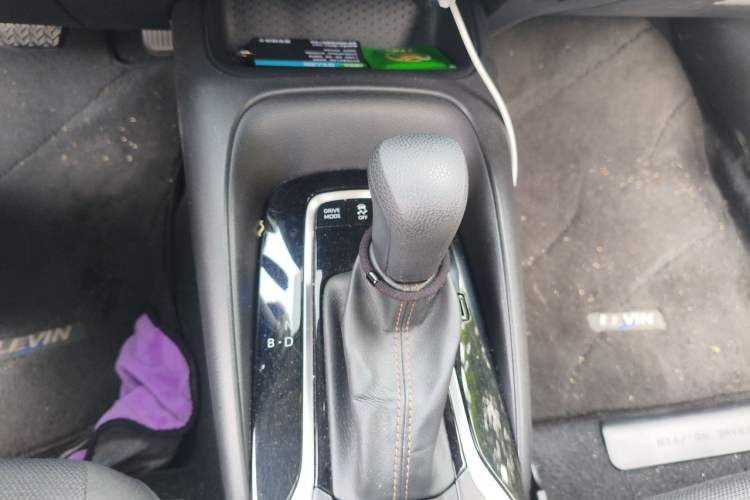 Used Toyota Levin 2023 Smart Electric Hybrid Dual-Engine 1.8L Luxury Edition Gear Lever