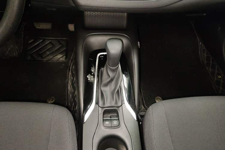 Used Toyota Levin 2023 185T CVT Luxury Edition Gear Lever
