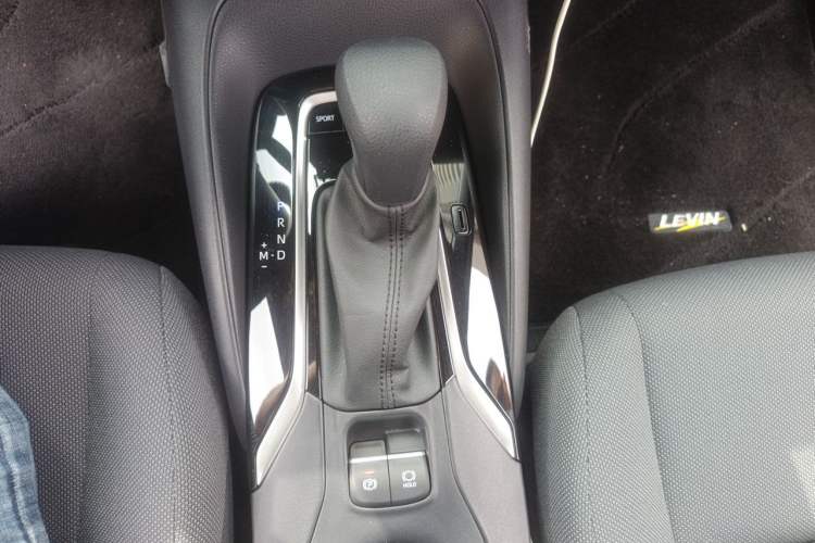Used Toyota Levin 2023 185T CVT Luxury Edition Gear Lever