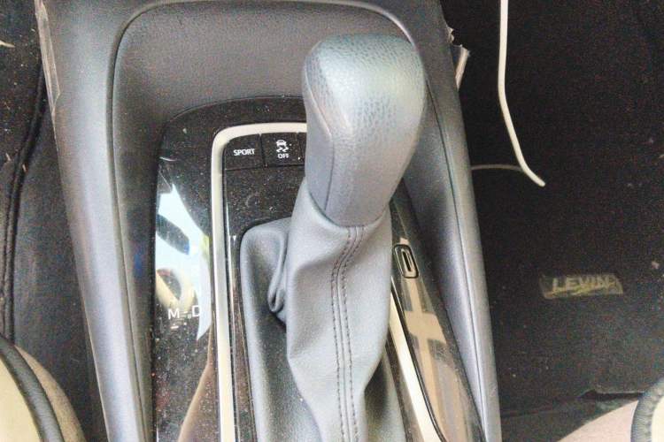 Used Toyota Levin 2023 185T CVT Luxury Edition Gear Lever