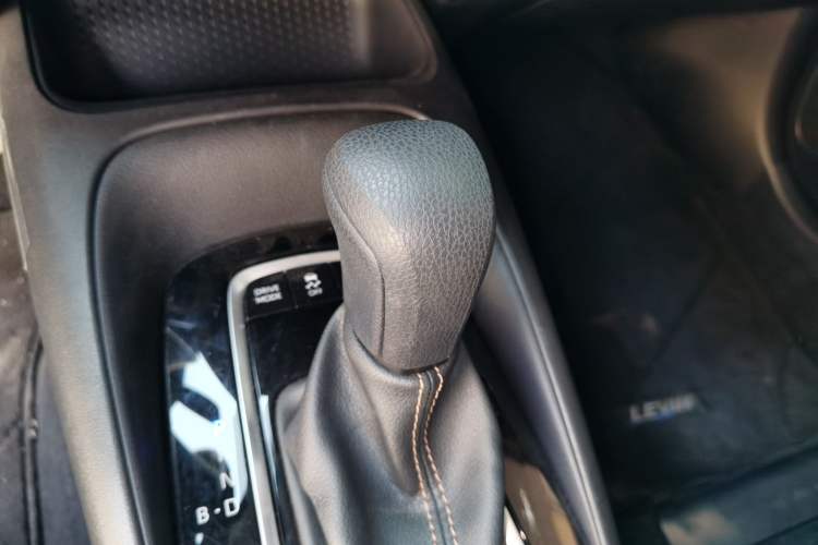 Used Toyota Levin 2023 Smart Electric Hybrid Dual-Engine 1.8L Sport Edition Gear Lever